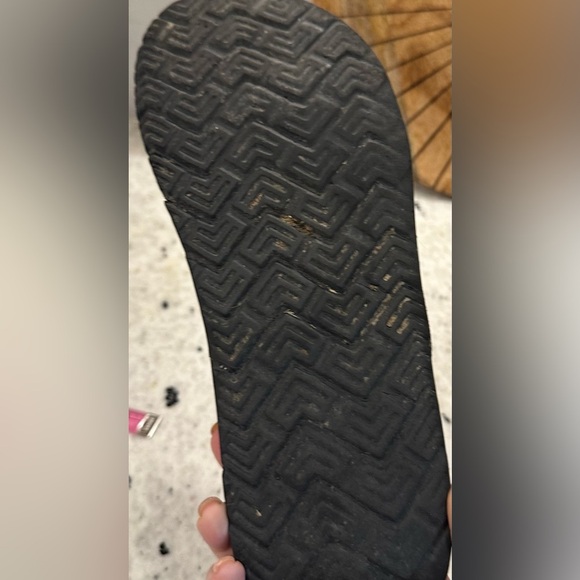 Women’s TEVA Pink Yellow Flip Flops Sandals Shoes Size 11 - Picture 3 of 3